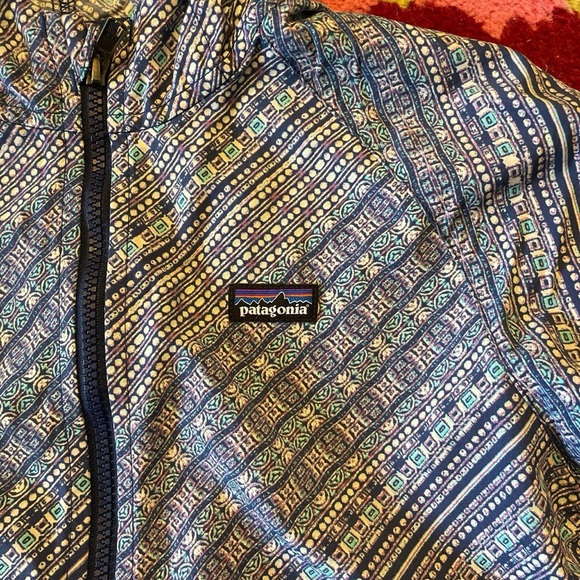 patagonia windbreaker - Picture 2 of 4
